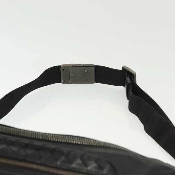 BOTTEGA VENETA INTRECCIATO Waist Bag Leather Black Silver Auth 137678 - Picture 9 of 16